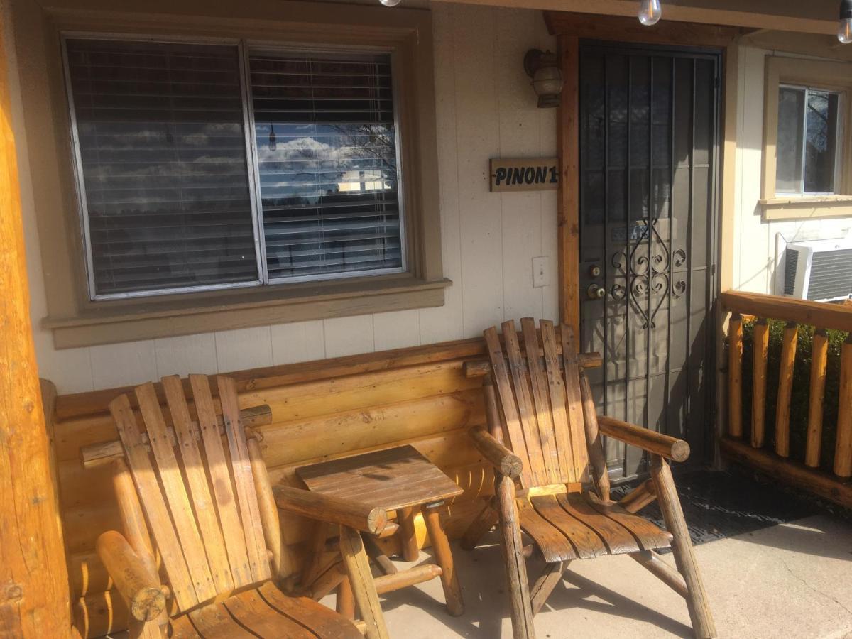 Rainbows End Fishing Resort ไพน์ท็อป-เลคไซด์ ภายนอก รูปภาพ
