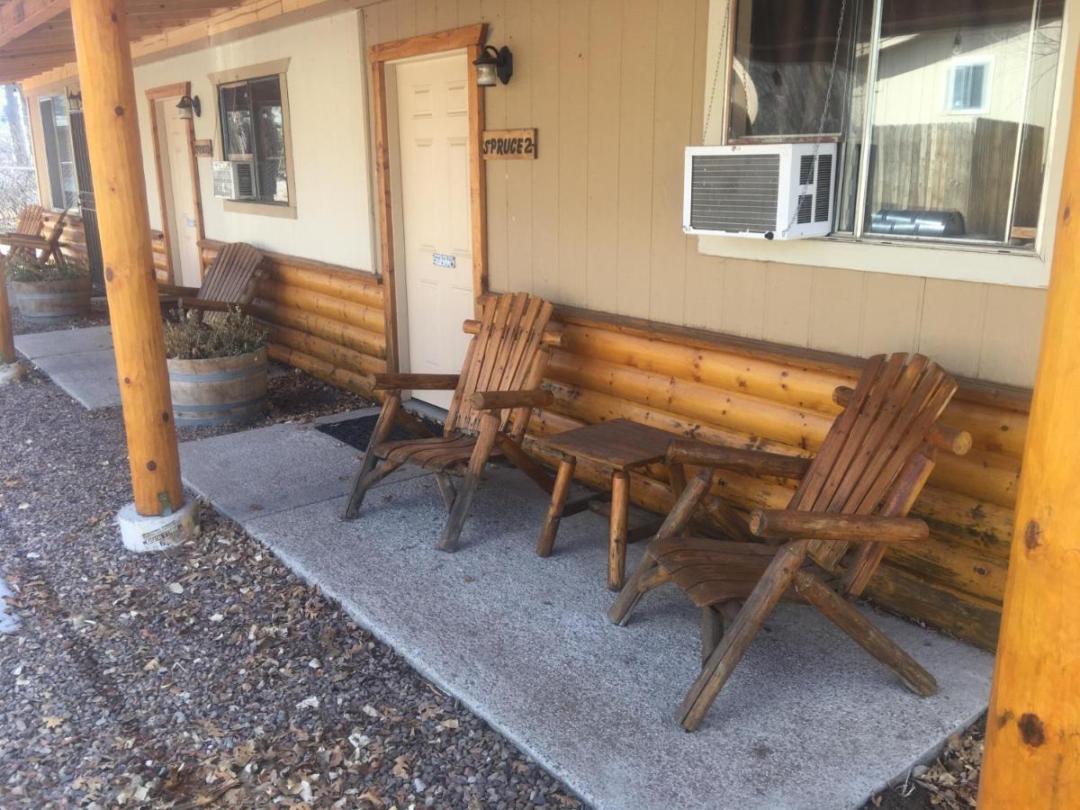 Rainbows End Fishing Resort ไพน์ท็อป-เลคไซด์ ภายนอก รูปภาพ