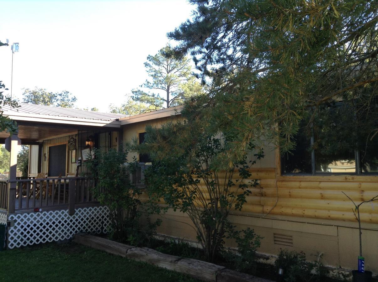 Rainbows End Fishing Resort ไพน์ท็อป-เลคไซด์ ภายนอก รูปภาพ